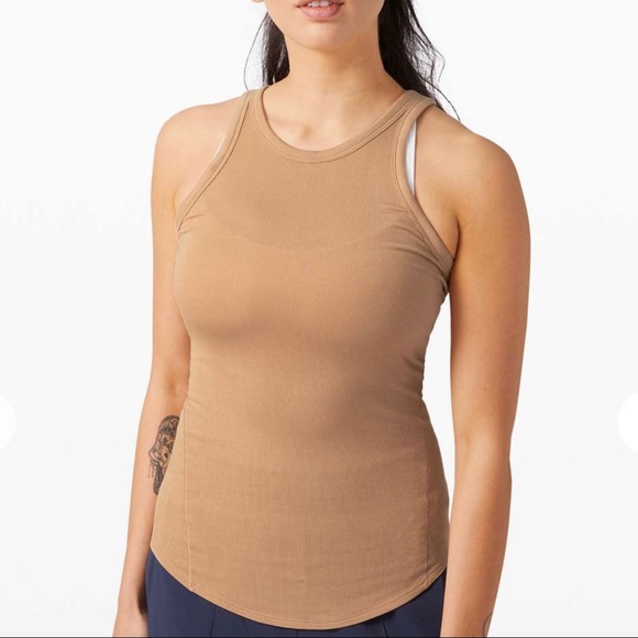LULULEMON full day ahead tank - Picture 4 of 6